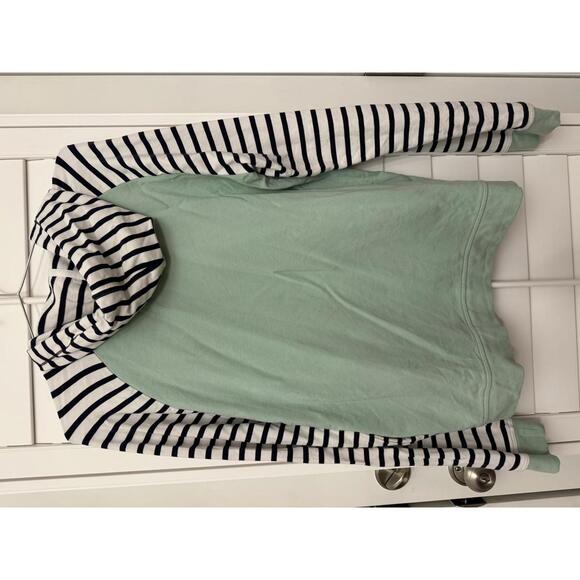 Orvis Women's Color Block Hooded Pullover in seafoam green with striped sleeves - Picture 7 of 7